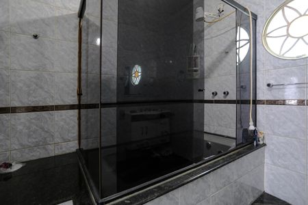 Casa para alugar com 395m², 3 quartos e 5 vagasBanheiro - Quarto 1 - Suíte