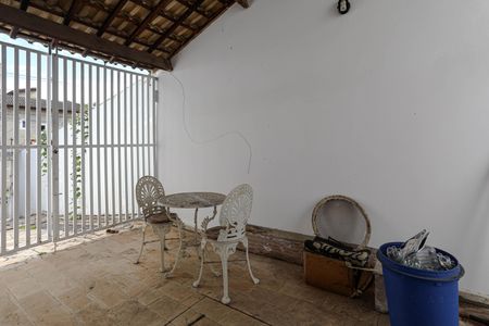 Casa para alugar com 395m², 3 quartos e 5 vagasQuintal