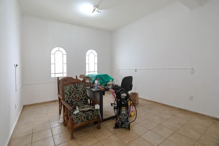 Casa para alugar com 395m², 3 quartos e 5 vagasEdícula