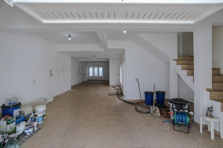 Casa para alugar com 395m², 3 quartos e 5 vagasQuintal