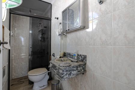 Casa para alugar com 395m², 3 quartos e 5 vagasBanheiro - Salão