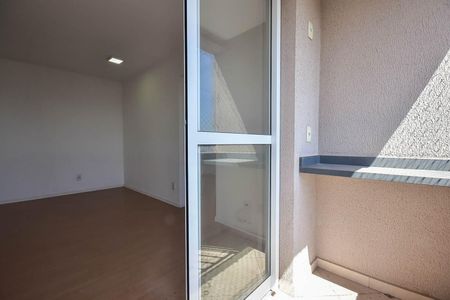 Apartamento para alugar com 47m², 2 quartos e 1 vagaVaranda