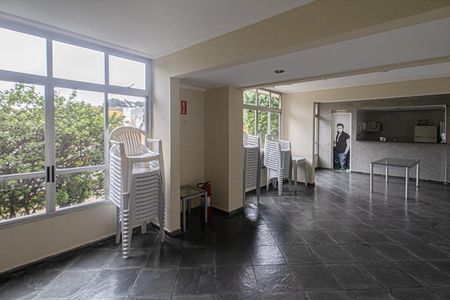 Apartamento à venda com 56m², 2 quartos e 1 vaga Apartamento à venda com 56m², 2 quartos e 1 vagaÁrea comum