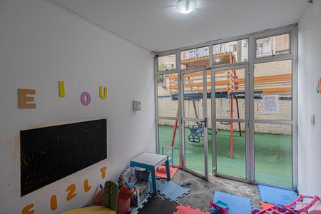 Apartamento à venda com 56m², 2 quartos e 1 vaga Apartamento à venda com 56m², 2 quartos e 1 vagaÁrea comum