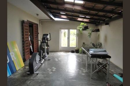 Casa à venda com 727m², 4 quartos e 8 vagas Casa à venda com 727m², 4 quartos e 8 vagasFoto 26