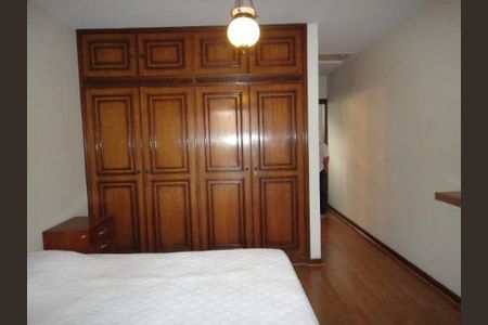 Casa à venda com 727m², 4 quartos e 8 vagas Casa à venda com 727m², 4 quartos e 8 vagasFoto 11