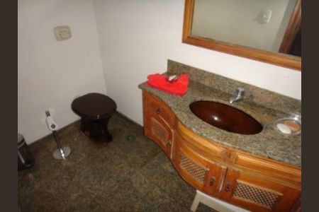 Casa à venda com 727m², 4 quartos e 8 vagas Casa à venda com 727m², 4 quartos e 8 vagasFoto 18