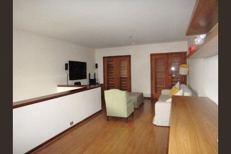 Casa à venda com 727m², 4 quartos e 8 vagas Casa à venda com 727m², 4 quartos e 8 vagasFoto 19