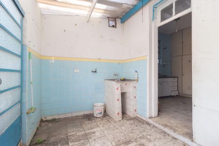 Casa à venda com 133m², 3 quartos e sem vagaÁrea de Serviço