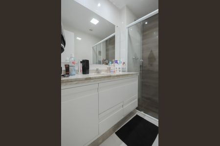 Apartamento à venda com 153m², 4 quartos e 2 vagasBanheiro da Suíte 1