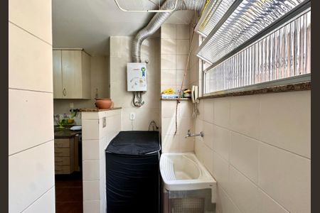 Apartamento à venda com 83m², 2 quartos e 1 vaga Apartamento à venda com 83m², 2 quartos e 1 vagaÁrea de Serviço