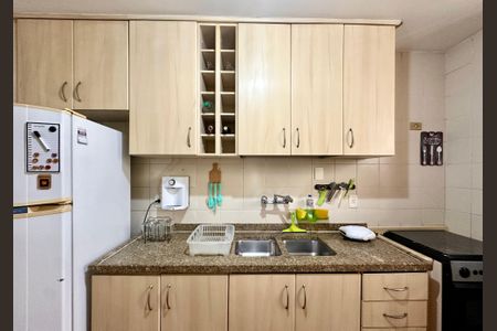 Apartamento à venda com 83m², 2 quartos e 1 vaga Apartamento à venda com 83m², 2 quartos e 1 vagaCozinha