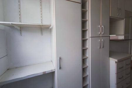 Apartamento à venda com 64m², 2 quartos e 1 vagaÁrea de Serviço