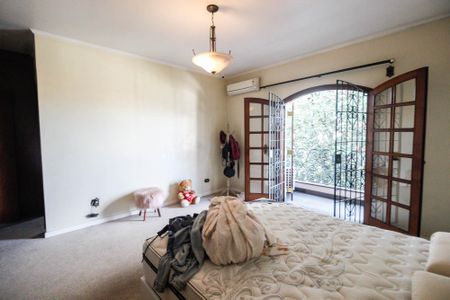 Casa à venda com 350m², 4 quartos e 3 vagas Casa à venda com 350m², 4 quartos e 3 vagasSuíte 1