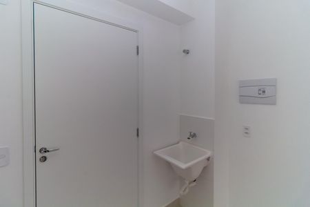 Apartamento à venda com 33m², 2 quartos e sem vaga Apartamento à venda com 33m², 2 quartos e sem vagaÁrea de Serviço