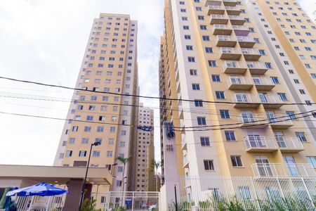 Apartamento à venda com 33m², 2 quartos e sem vaga Apartamento à venda com 33m², 2 quartos e sem vagaFachada