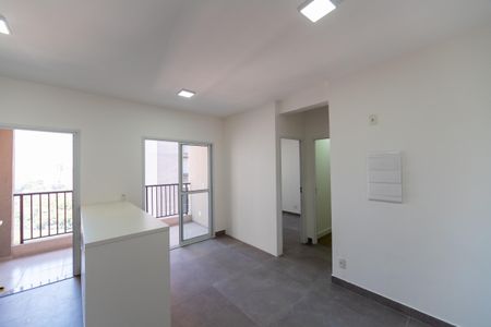 Sala/Cozinha de apartamento para alugar com 2 quartos, 52m² em Alphaville Empresarial, Barueri