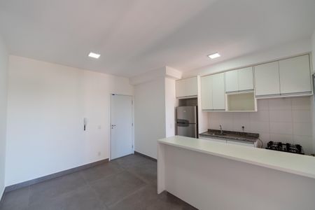Sala_Cozinha_Conjugada de apartamento para alugar com 2 quartos, 52m² em Alphaville Empresarial, Barueri