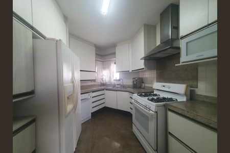 Apartamento à venda com 285m², 4 quartos e 4 vagasFoto 01
