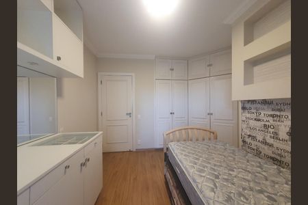 Apartamento à venda com 285m², 4 quartos e 4 vagasFoto 01