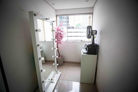 Apartamento à venda com 78m², 2 quartos e 2 vagas Apartamento à venda com 78m², 2 quartos e 2 vagasVaranda