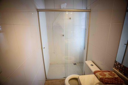 Apartamento à venda com 78m², 2 quartos e 2 vagas Apartamento à venda com 78m², 2 quartos e 2 vagasBanheiro