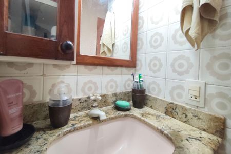Apartamento para alugar com 63m², 2 quartos e 1 vagaBanheiro
