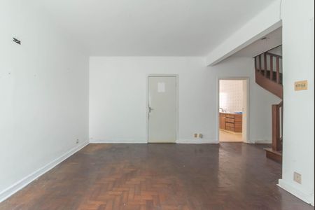 Casa à venda com 136m², 3 quartos e sem vagaSala