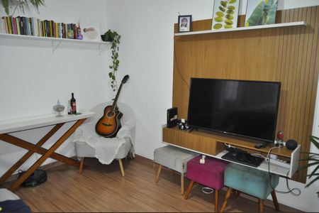 Apartamento à venda com 77m², 2 quartos e sem vagaSala