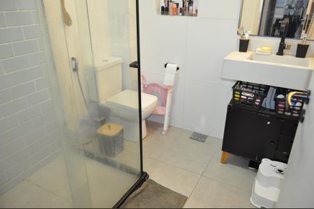 Apartamento à venda com 77m², 2 quartos e sem vagaBanheiro