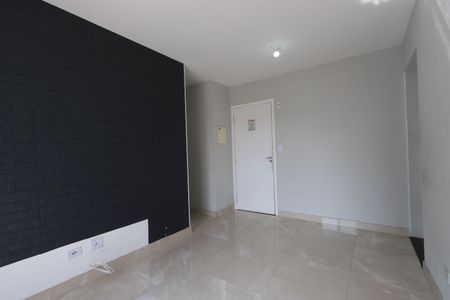 Sala de apartamento para alugar com 2 quartos, 47m² em Vila Antonieta, São Paulo