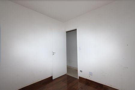 Apartamento para alugar com 47m², 2 quartos e 1 vagaQuarto 2