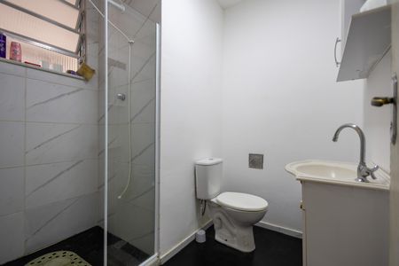 Apartamento à venda com 64m², 2 quartos e sem vaga Apartamento à venda com 64m², 2 quartos e sem vagaBanheiro
