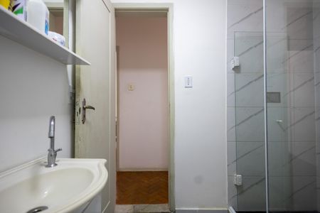 Apartamento à venda com 64m², 2 quartos e sem vaga Apartamento à venda com 64m², 2 quartos e sem vagaBanheiro