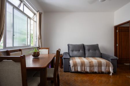 Apartamento à venda com 64m², 2 quartos e sem vaga Apartamento à venda com 64m², 2 quartos e sem vagaSala