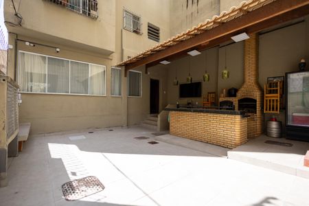 Apartamento à venda com 64m², 2 quartos e sem vaga Apartamento à venda com 64m², 2 quartos e sem vagaChurrasqueira