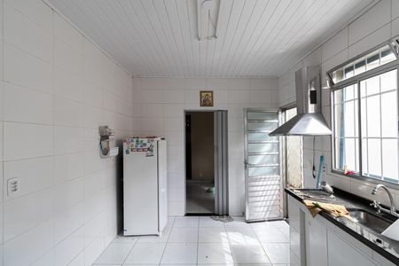 Casa à venda com 91m², 3 quartos e 2 vagasCozinha