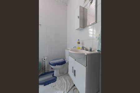 Casa à venda com 91m², 3 quartos e 2 vagasBanheiro 