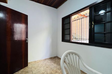 Casa para alugar com 228m², 4 quartos e 6 vagas Casa para alugar com 228m², 4 quartos e 6 vagasQuarto 2