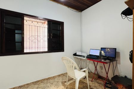 Casa para alugar com 228m², 4 quartos e 6 vagas Casa para alugar com 228m², 4 quartos e 6 vagasQuarto 2