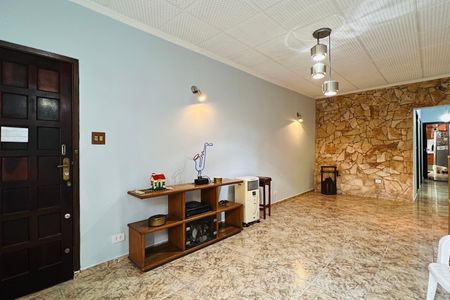 Casa para alugar com 228m², 4 quartos e 6 vagas Casa para alugar com 228m², 4 quartos e 6 vagasSala