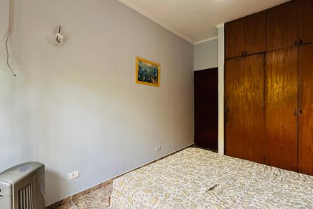 Casa para alugar com 228m², 4 quartos e 6 vagas Casa para alugar com 228m², 4 quartos e 6 vagasQuarto 1