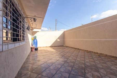 Casa para alugar com 126m², 3 quartos e 3 vagas Casa para alugar com 126m², 3 quartos e 3 vagasGaragem