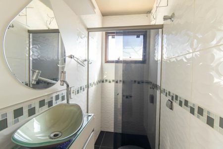 Casa para alugar com 126m², 3 quartos e 3 vagas Casa para alugar com 126m², 3 quartos e 3 vagasBanheiro da Suite