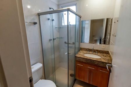 Apartamento à venda com 190m², 4 quartos e 4 vagas Apartamento à venda com 190m², 4 quartos e 4 vagasBanheiro da Suíte 2