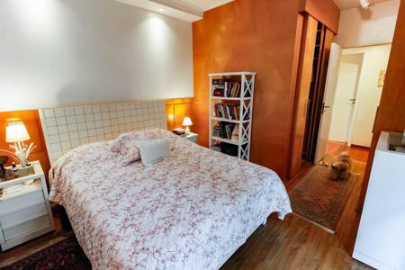 Apartamento à venda com 190m², 4 quartos e 4 vagas Apartamento à venda com 190m², 4 quartos e 4 vagasSuíte 3