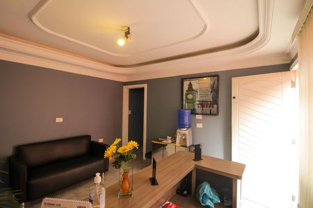 Casa à venda com 250m², 5 quartos e 2 vagas Casa à venda com 250m², 5 quartos e 2 vagasSala