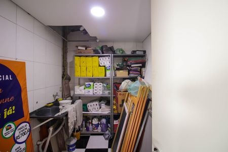 Casa à venda com 250m², 5 quartos e 2 vagas Casa à venda com 250m², 5 quartos e 2 vagasÁrea de Serviço