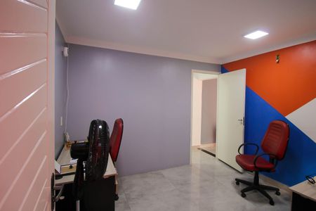 Casa à venda com 250m², 5 quartos e 2 vagas Casa à venda com 250m², 5 quartos e 2 vagasQuarto 2