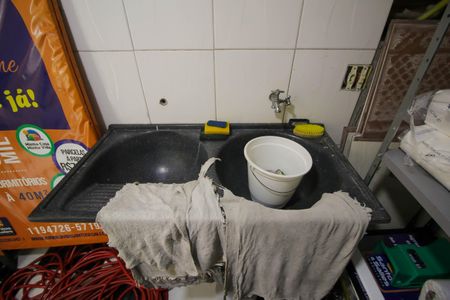 Casa à venda com 250m², 5 quartos e 2 vagas Casa à venda com 250m², 5 quartos e 2 vagasÁrea de Serviço